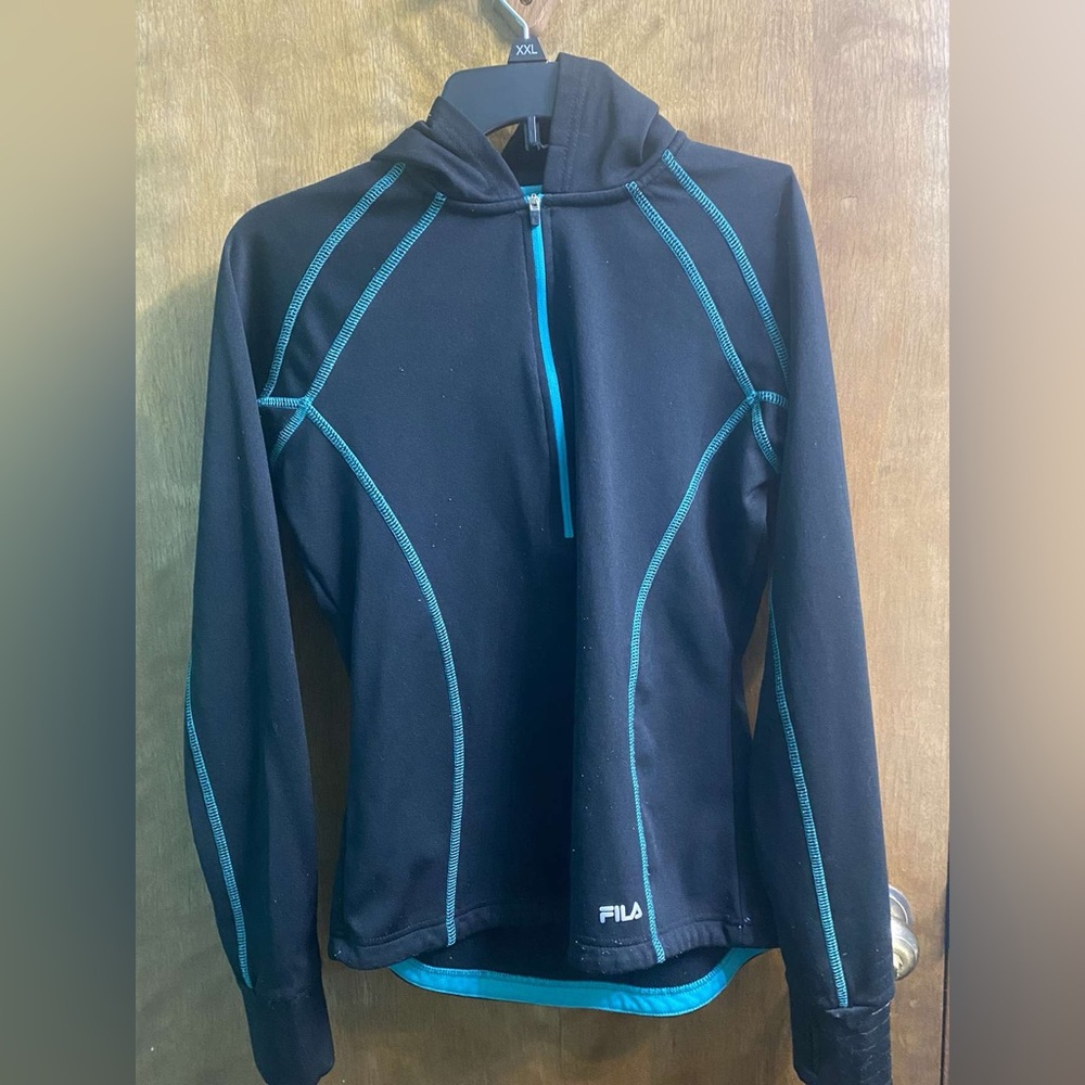 Stretchy jogging shirt